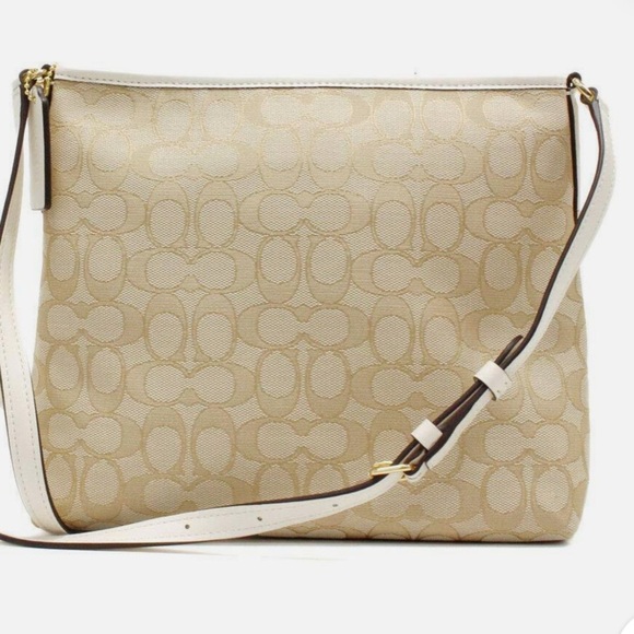 CoachCross Body Bag)F29210 Light Khaki X Chalk Signature Shoulder.NWOT - Picture 2 of 12